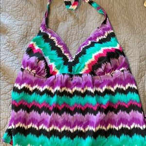 Women’s tankini swim top